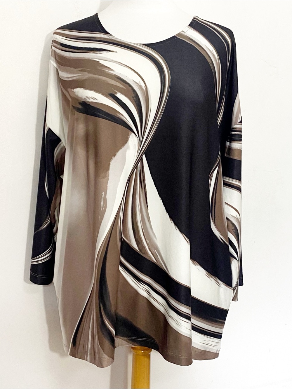 Chico’s Women's Abstract Art To Wear Swirl Long-Sleeve Knit Tunic Top XL